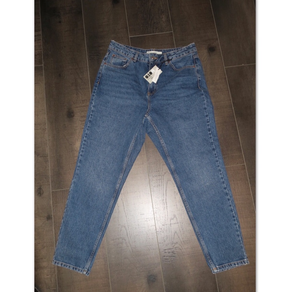 Topshop high wasted mom jeans